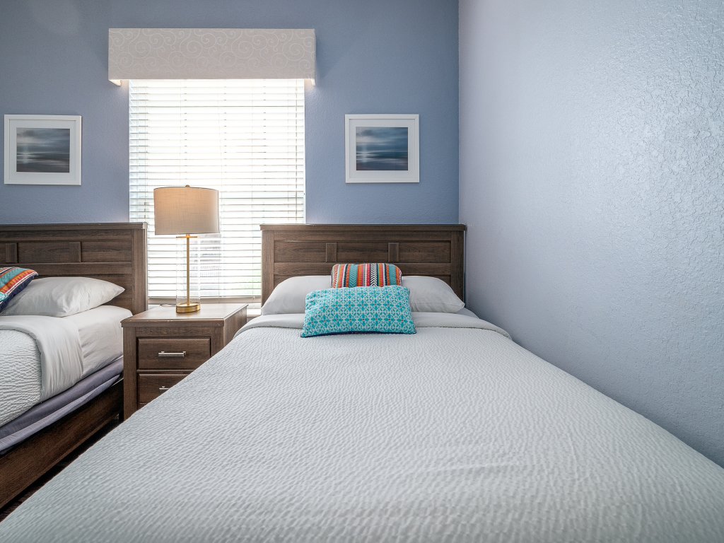 Casa Toscana Deluxe Condo Vacation Rental in Orlando - RedAwning