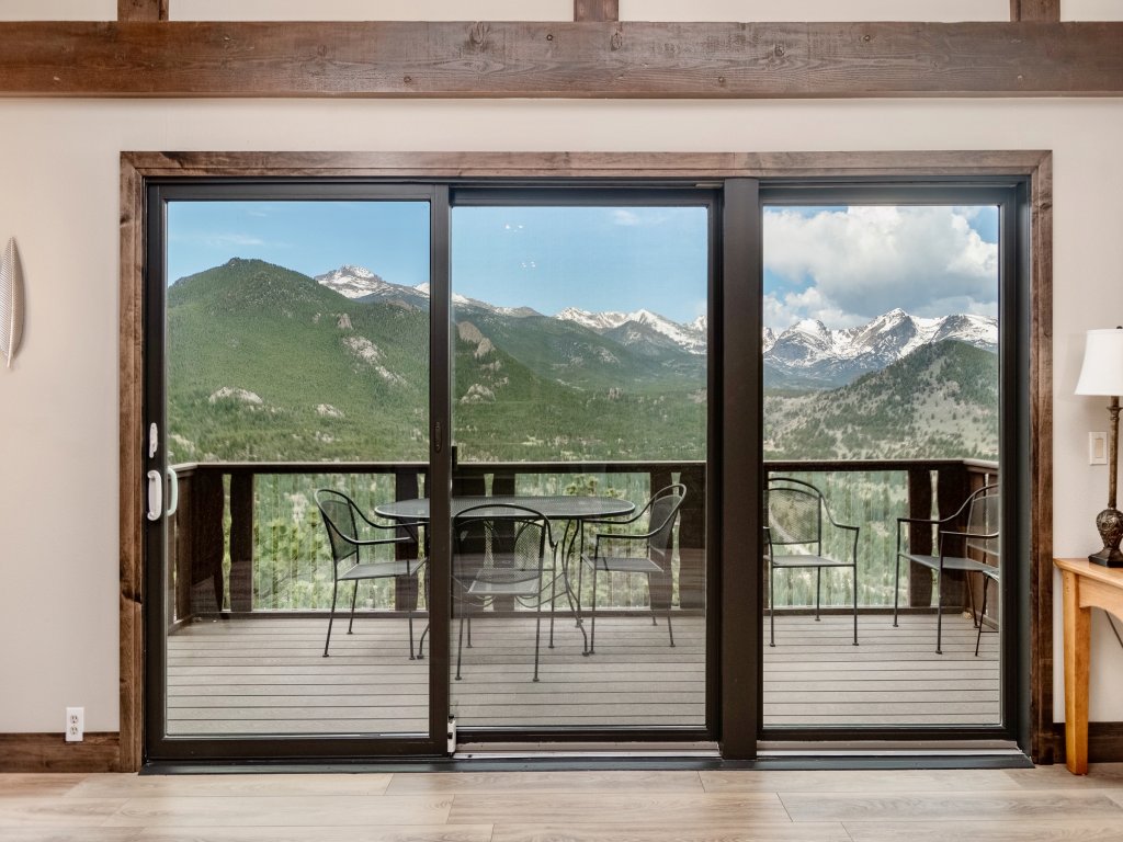 Sittin' Pretty Luxury Vacation Home at Windcliff Vacation Rental in Estes Park - RedAwning
