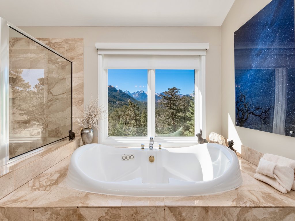 Awestruck Luxury Vacation Home at Windcliff Vacation Rental in Estes Park - RedAwning