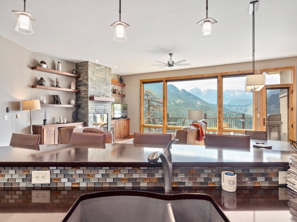 Serenity Vacation Home at Windcliff Vacation Rental in Estes Park - RedAwning