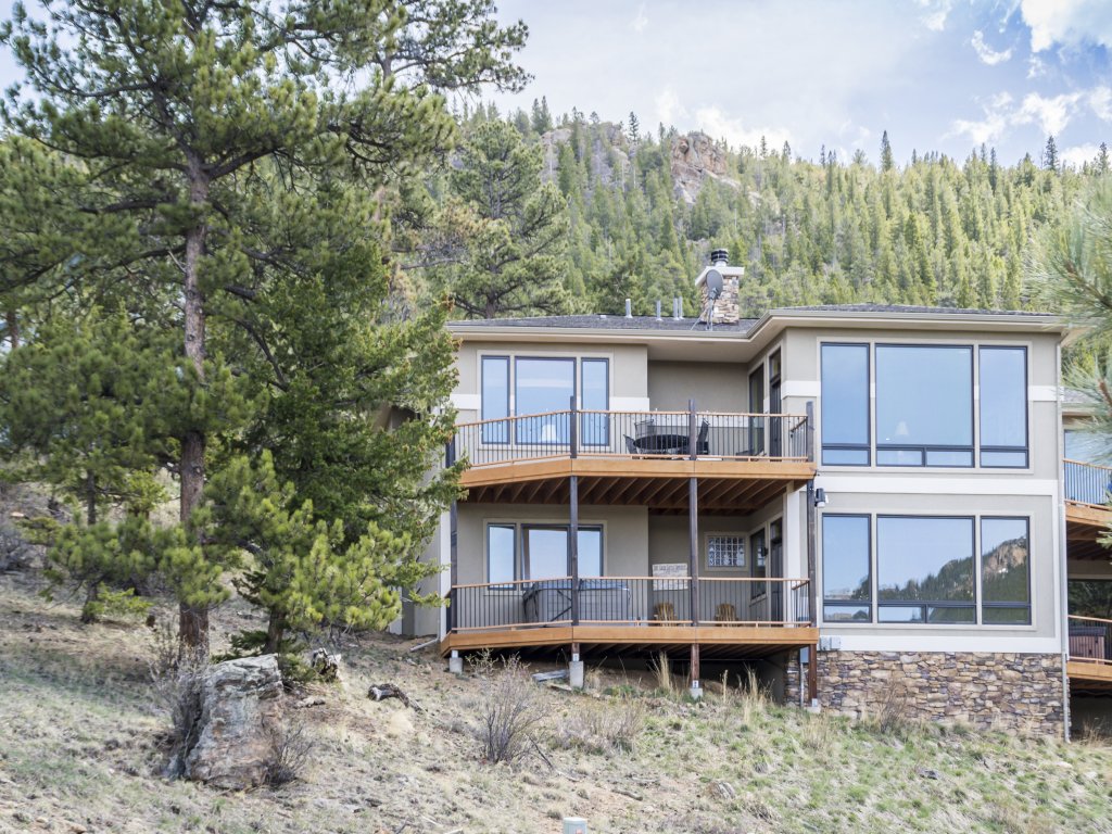 Snowdrift Lodge Vacation Home at Windcliff Vacation Rental in Estes Park - RedAwning