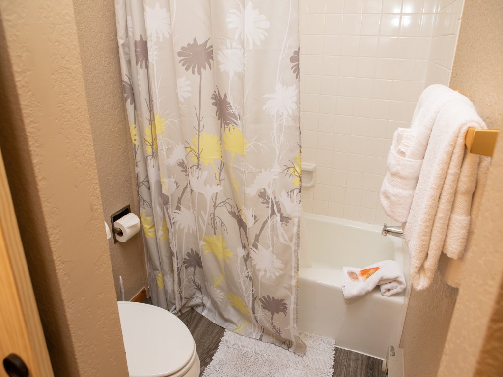 J1 Meadow Creek Condominiums Vacation Rental in Colorado - RedAwning