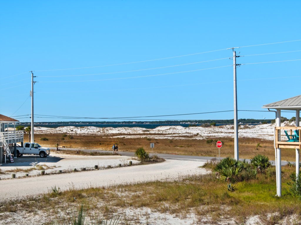 Pelican Point Vacation Rental in Navarre Beach - RedAwning