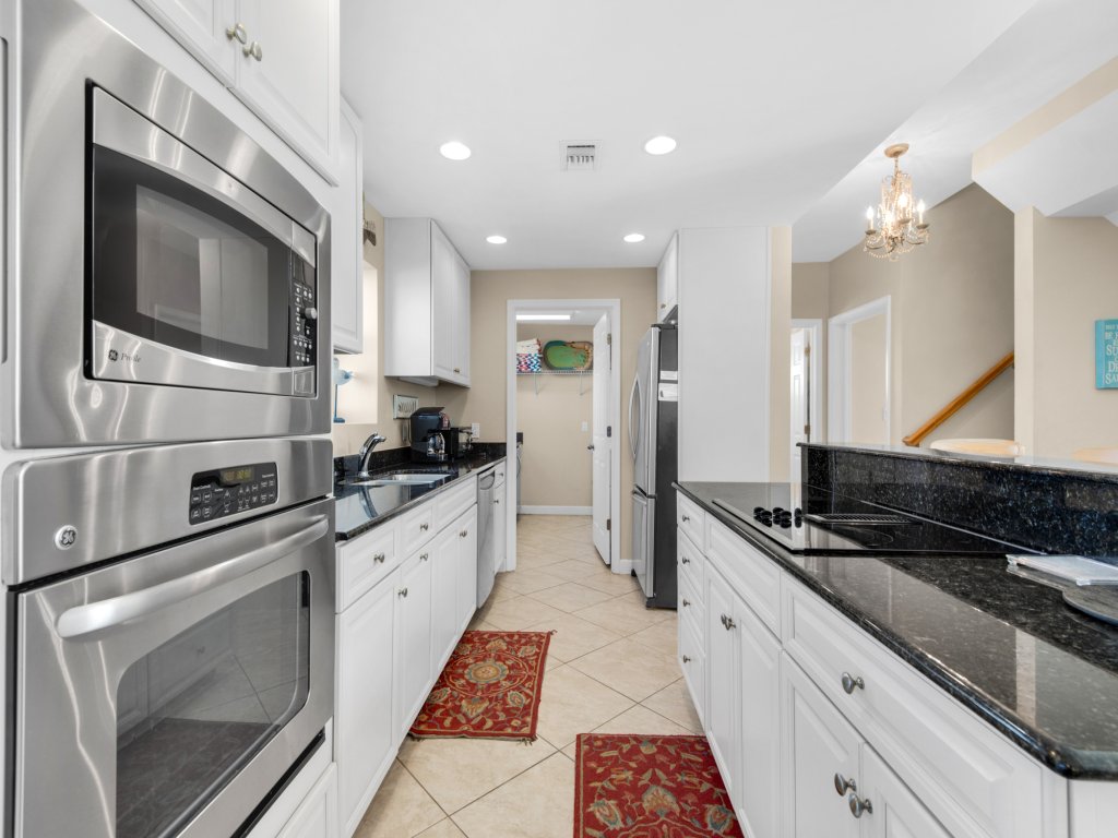 Portside Villas "Beauty and the Beach" Vacation Rental in Pensacola Beach - RedAwning