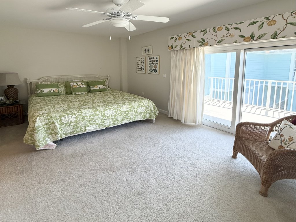 Portside Villas "Beauty and the Beach" Vacation Rental in Pensacola Beach - RedAwning