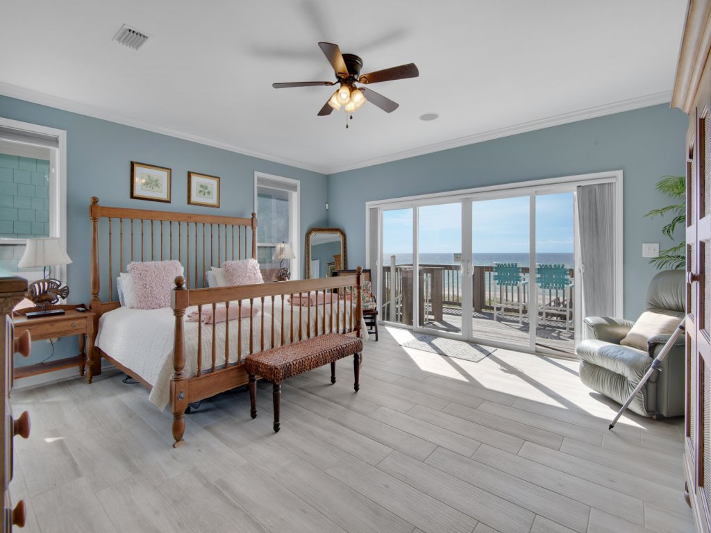 Dolphin Watch Vacation Rental in Navarre Beach - RedAwning
