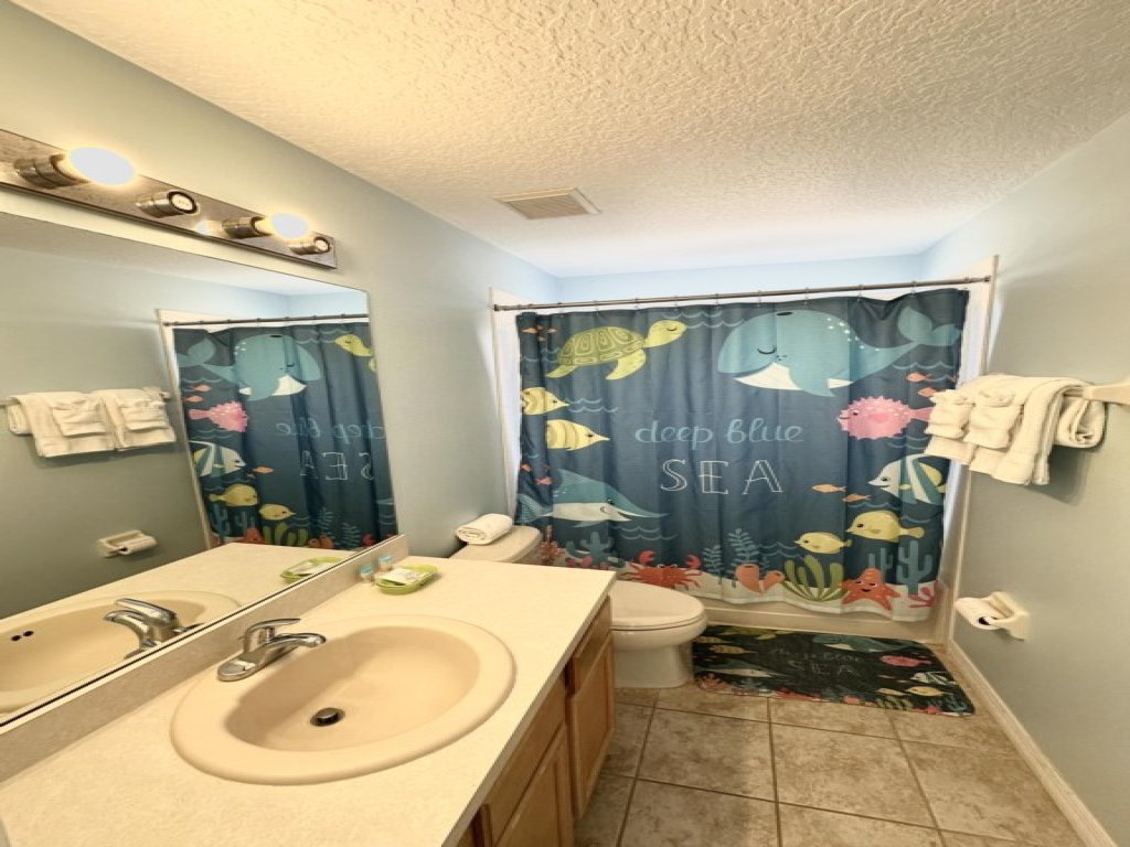 Luxuriate in Our Spacious 7BR, 4.5BA Villa (155C) Vacation Rental in Kissimmee - RedAwning