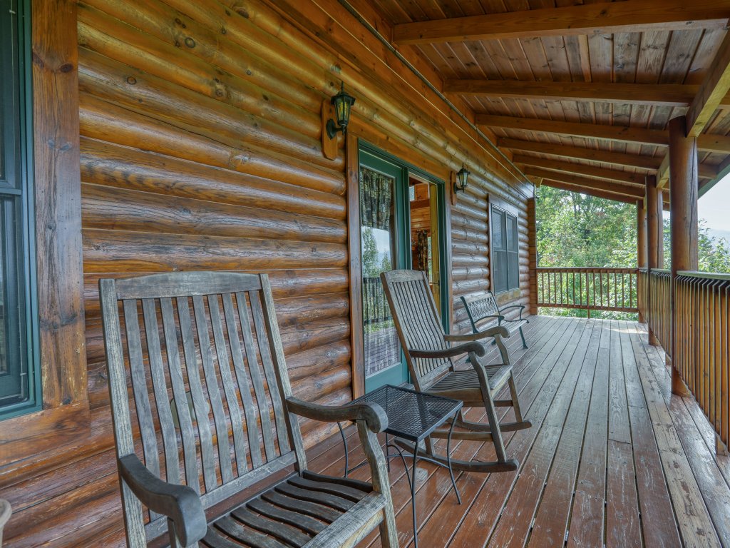 Mountain View Vacation Rental in Cosby - RedAwning