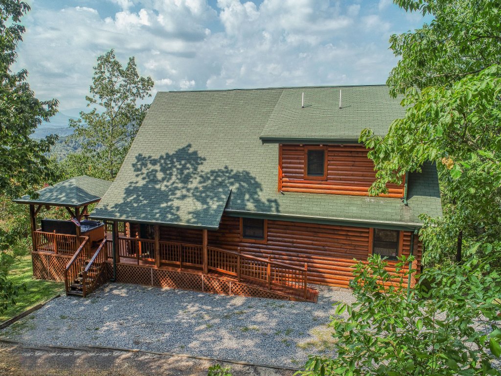 Mountain View Vacation Rental in Cosby - RedAwning