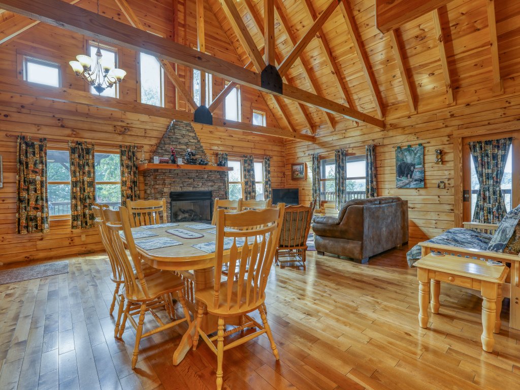 Mountain View Vacation Rental in Cosby - RedAwning