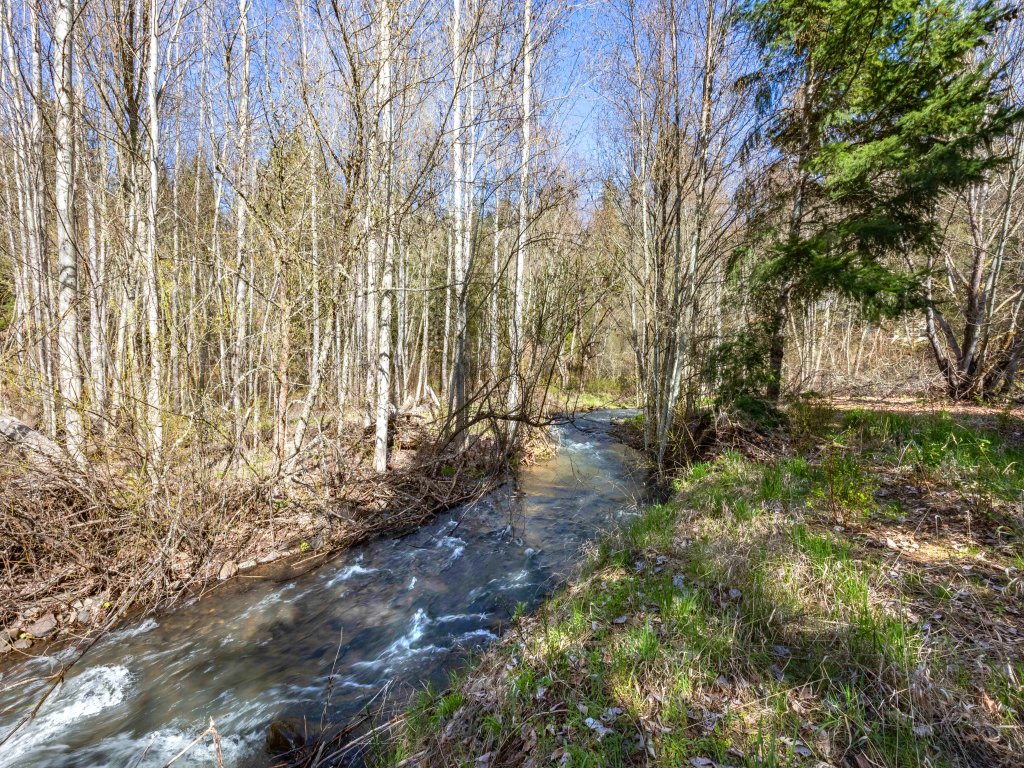 Neal Creek Retreat Vacation Rental in Oregon - RedAwning