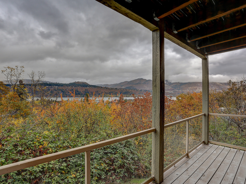 Three Rivers 30 day minimum Vacation Rental in Hood River - RedAwning