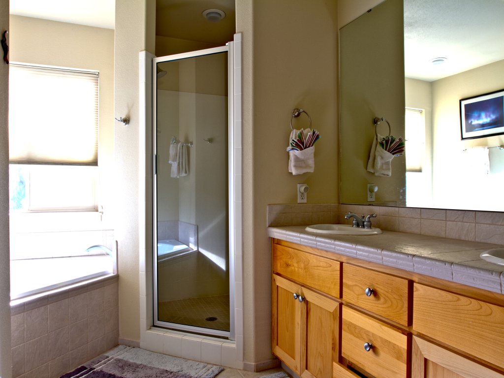 Widgi Creek #22 Vacation Rental in Bend - RedAwning