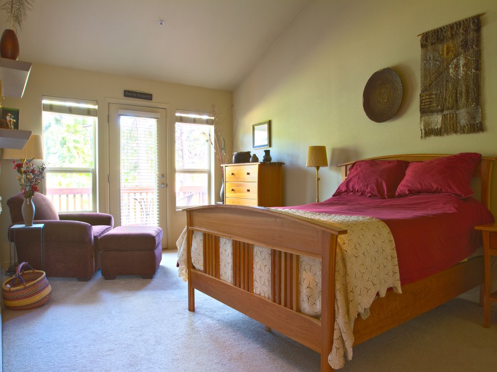 Widgi Creek #22 Vacation Rental in Bend - RedAwning