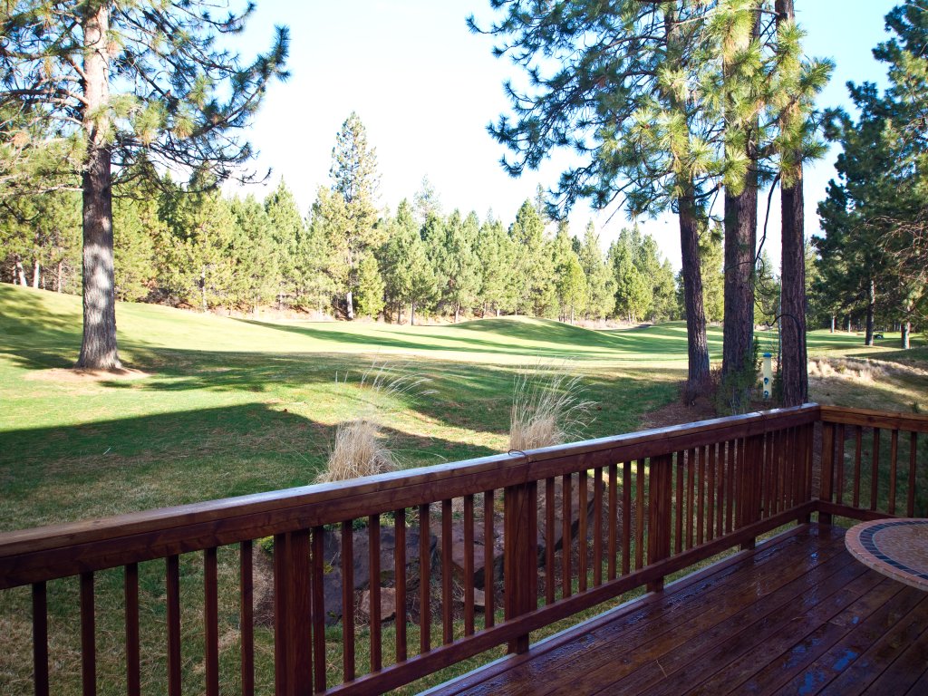 Widgi Creek #22 Vacation Rental in Bend - RedAwning