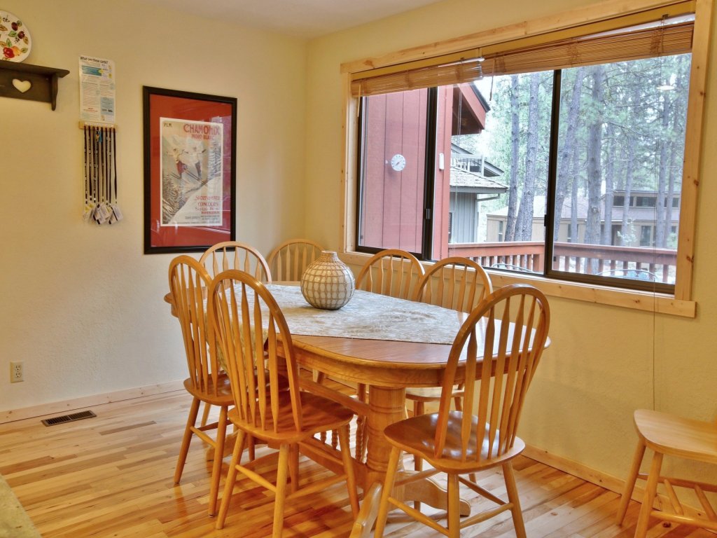 Pet-Friendly 8 Leisure Home features Private Hot Tub and Gas BBQ Vacation Rental in Sunriver - RedAwning