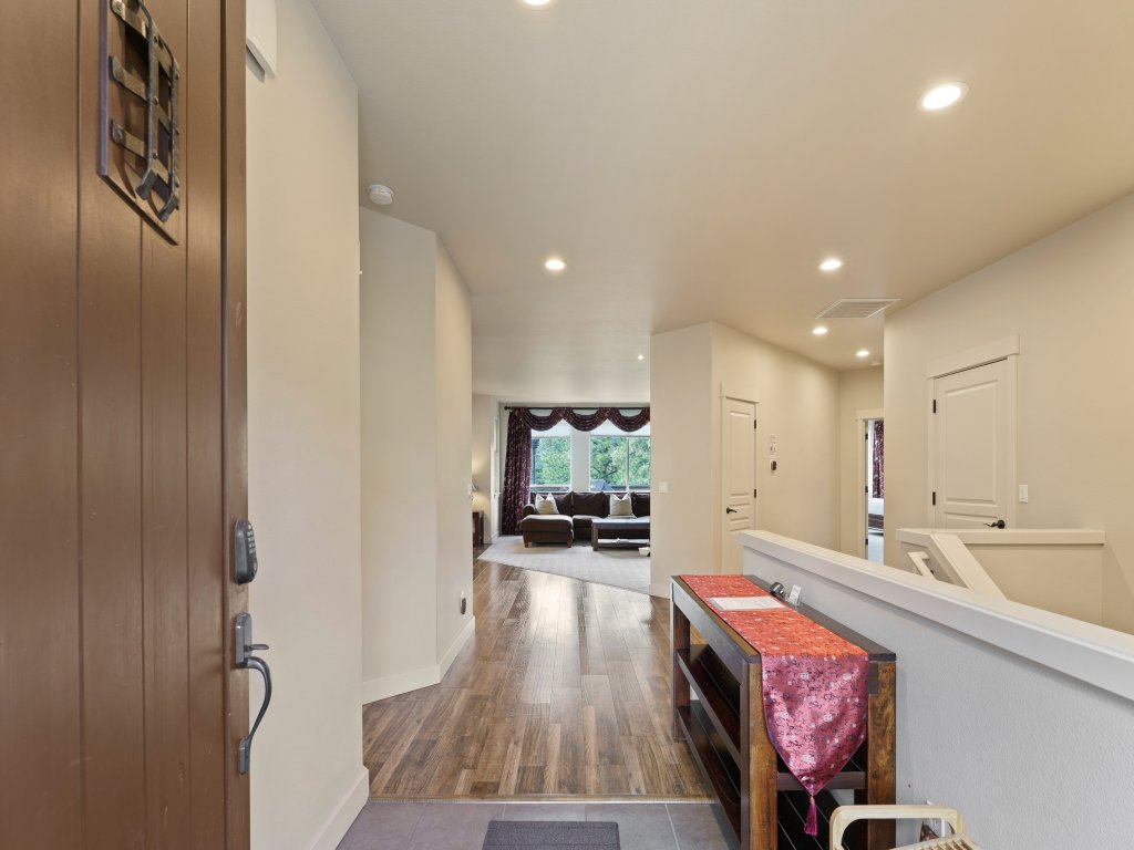 Quinn Creek Vacation Rental in Bend - RedAwning