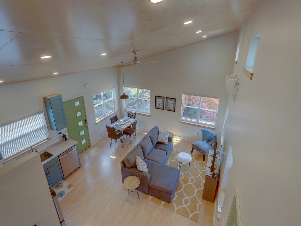 Brand New Modern Mod Pod Home with Private Yard Vacation Rental in Bend - RedAwning