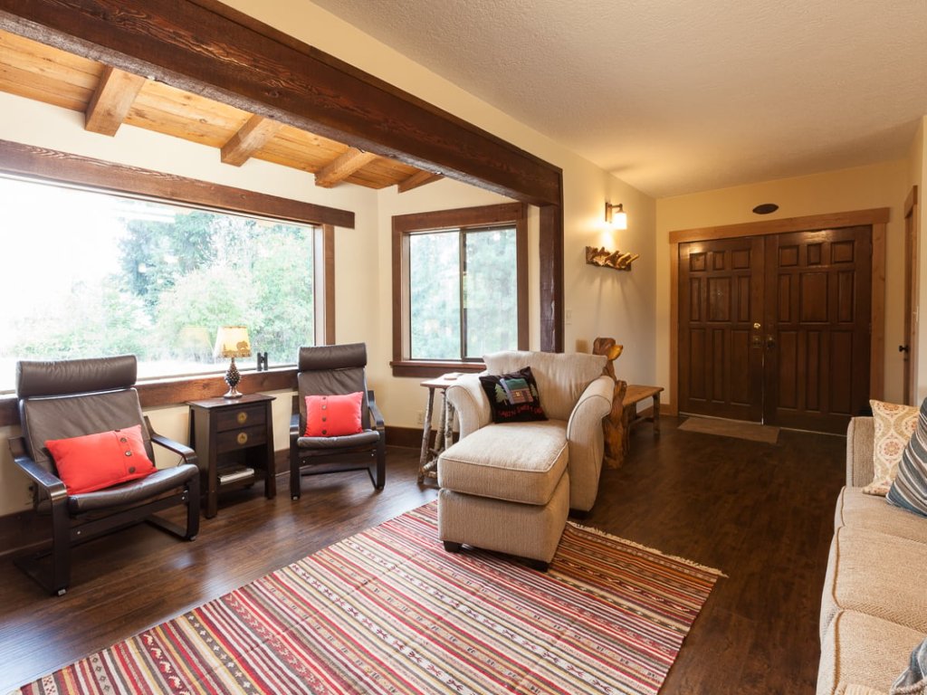 Hood View 30 Day Minimum Vacation Rental in Oregon - RedAwning