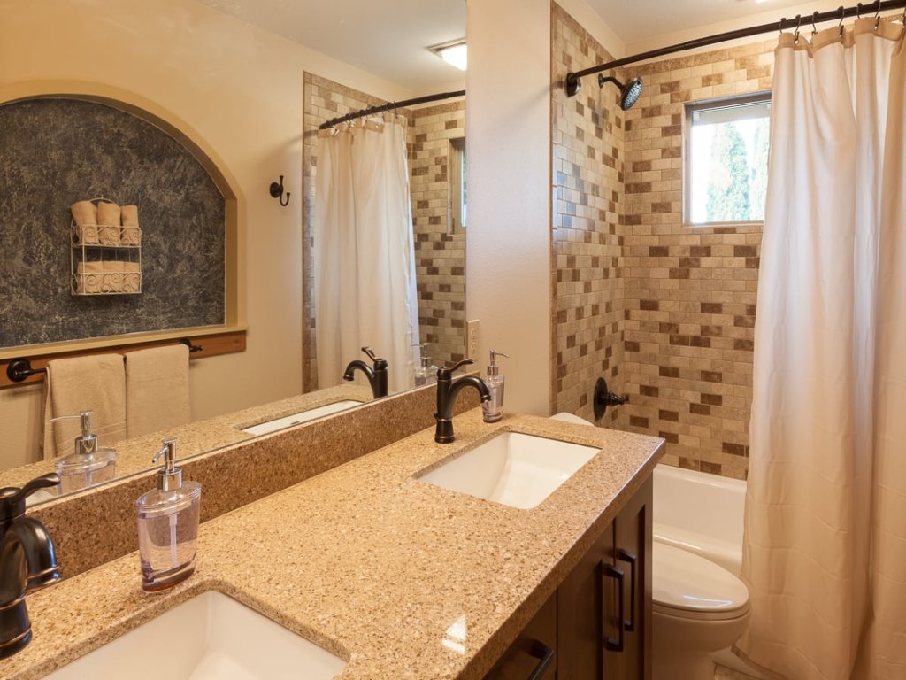 Hood View 30 Day Minimum Vacation Rental in Oregon - RedAwning