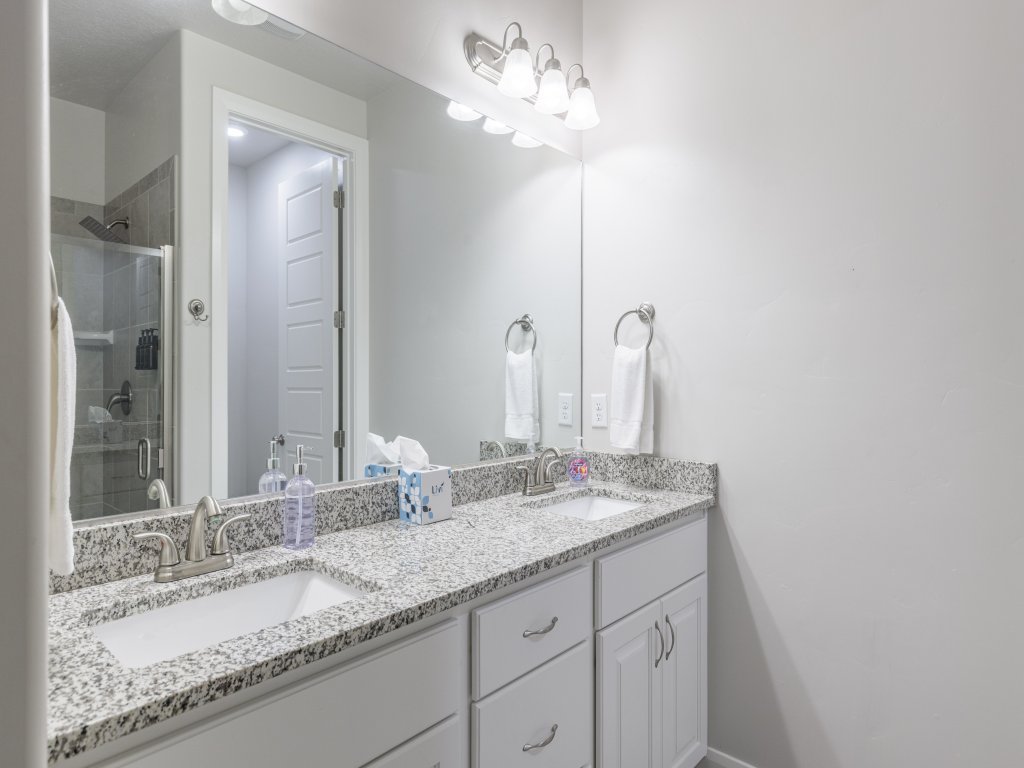 18 Holes and A Hot Tub Vacation Rental in St. George - RedAwning