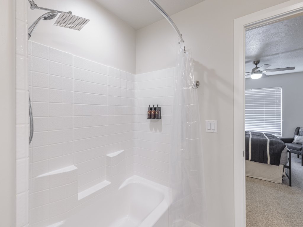 18 Holes and A Hot Tub Vacation Rental in St. George - RedAwning