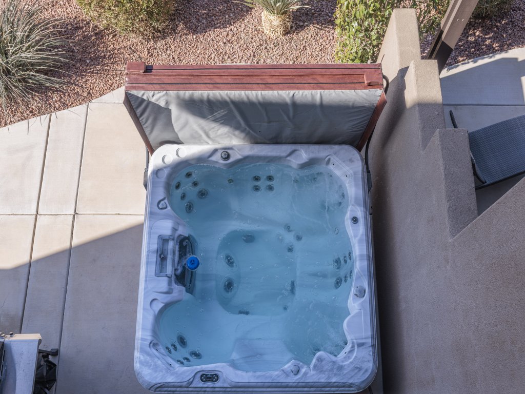 Red Rock Peace Vacation Rental in St. George - RedAwning