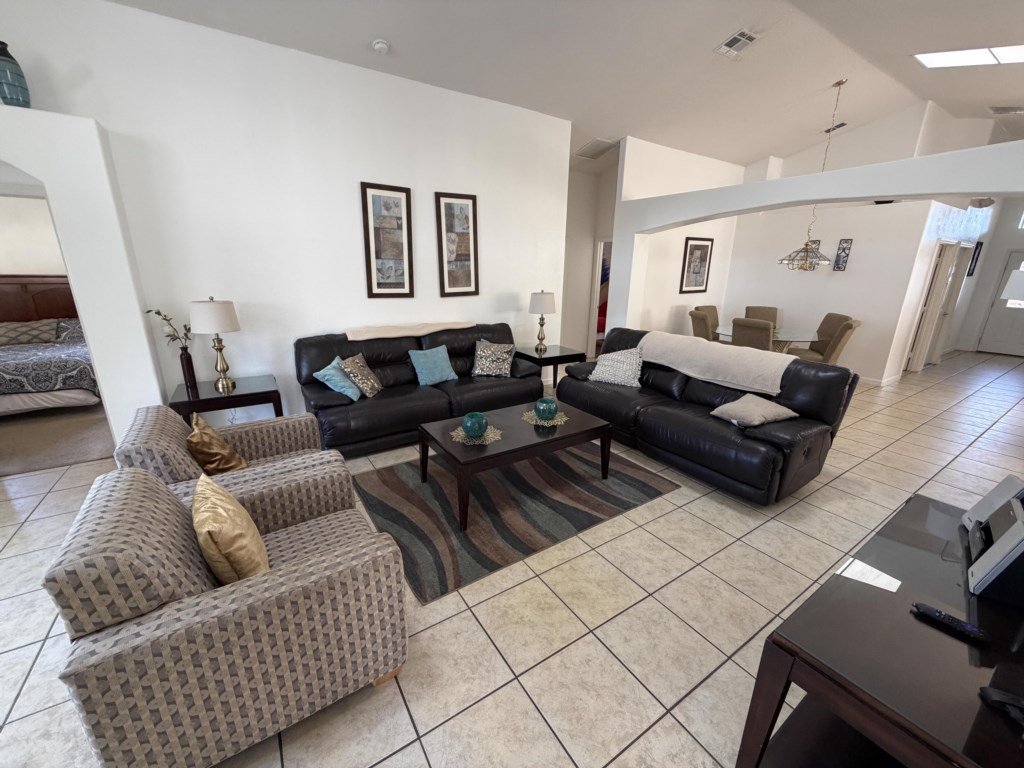  Daisy's Den Vacation Rental in Kissimmee - RedAwning