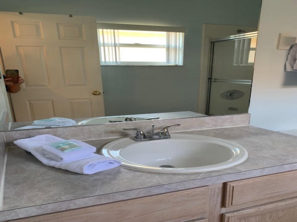 Espirit Oasis Vacation Rental in Davenport - RedAwning