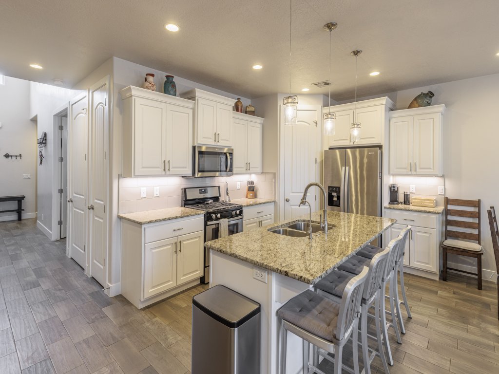 Base Camp Vacation Rental in St. George - RedAwning