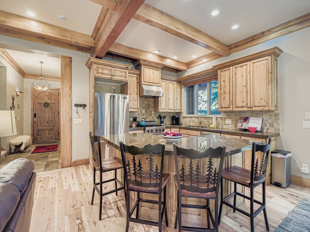 Telemark Mountain Retreat Luxury 5BR Deer Valley Home 2665 Vacation Rental in Park City - RedAwning