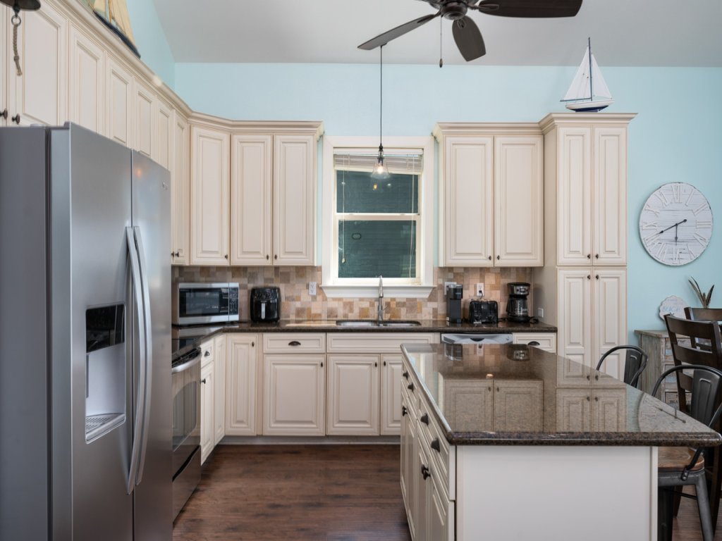Keepin' It Reel Vacation Rental in Texas - RedAwning