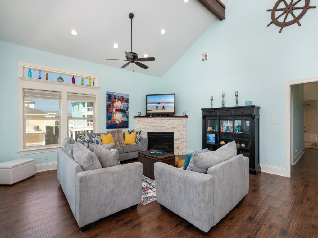 Keepin' It Reel Vacation Rental in Texas - RedAwning