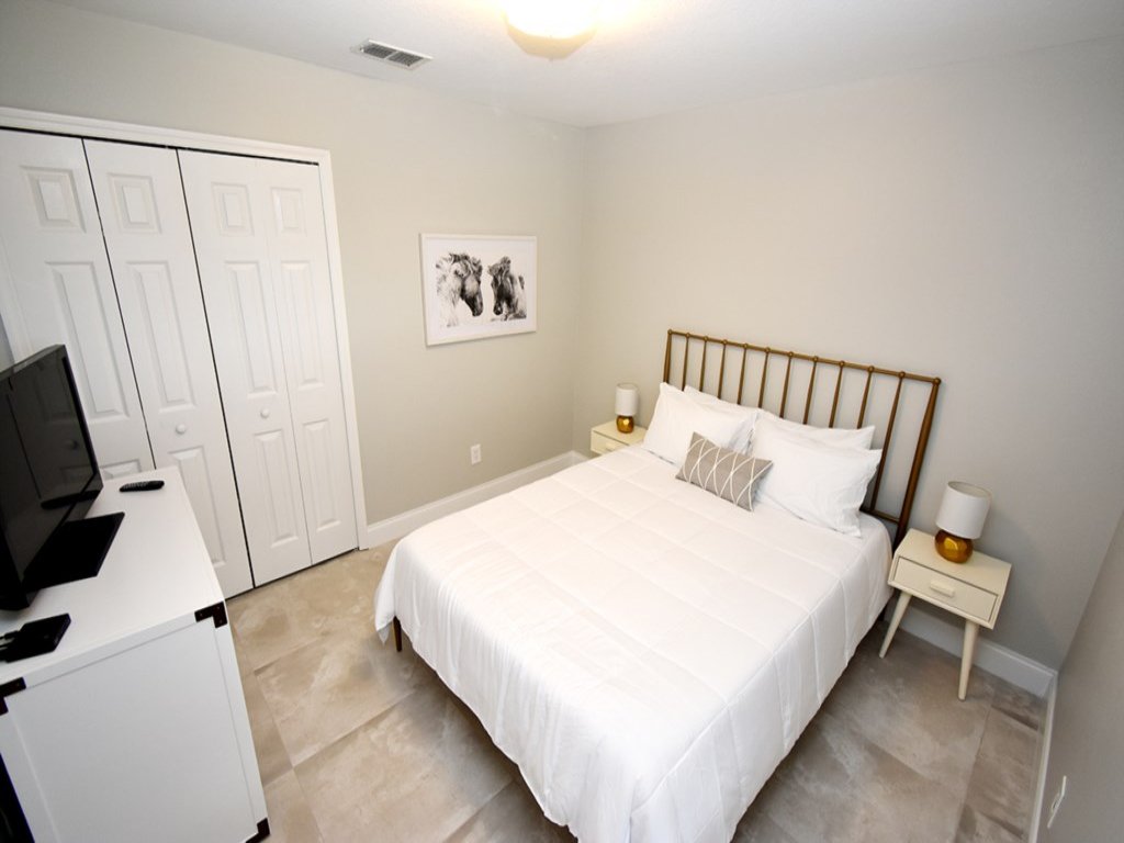 Beautiful Family Home near Disney! Completely Renovated!! Private Pool & Jacuzzi! Vacation Rental in Clermont - RedAwning