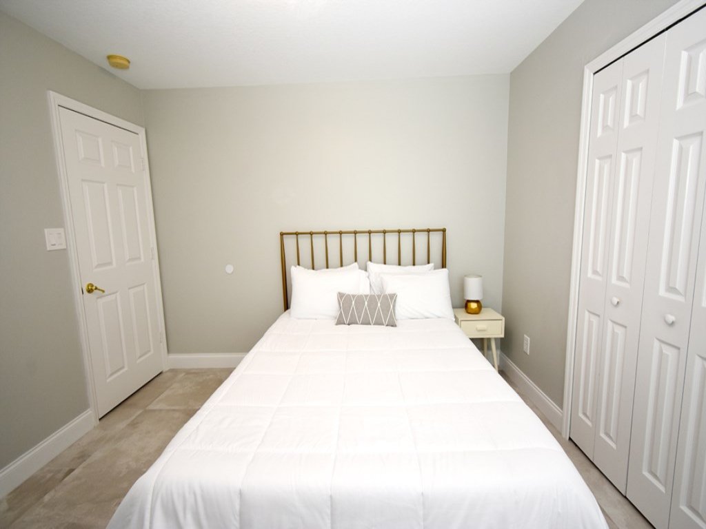 Beautiful Family Home near Disney! Completely Renovated!! Private Pool & Jacuzzi! Vacation Rental in Clermont - RedAwning