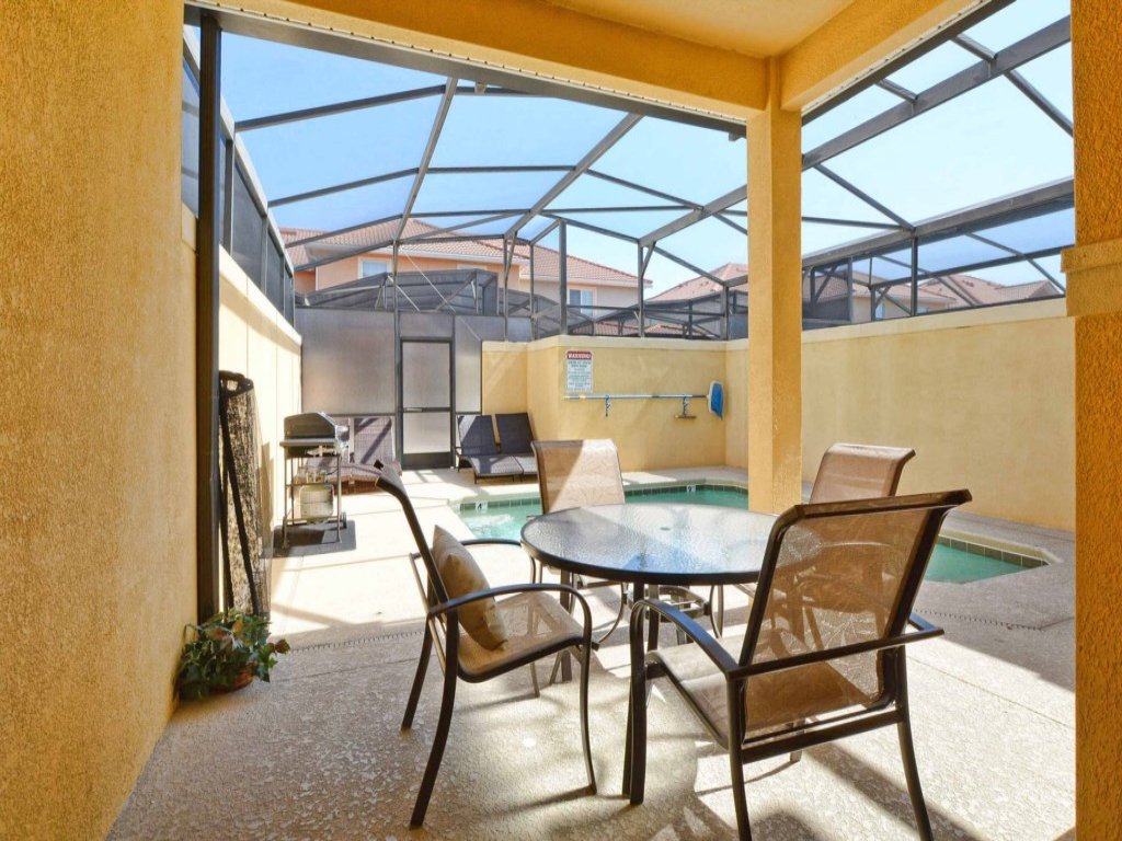 Pvt Splashpool, BBQ Grill, Close to Parks-3057PP Vacation Rental in Kissimmee - RedAwning