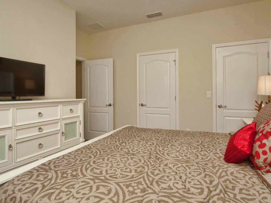 Dog-Friendly Townhome w/splashpool -3201PP Vacation Rental in Kissimmee - RedAwning