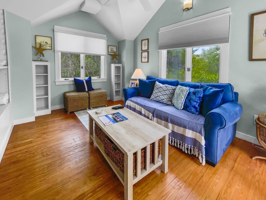 Waves Vacation Rental in Santa Rosa Beach - RedAwning
