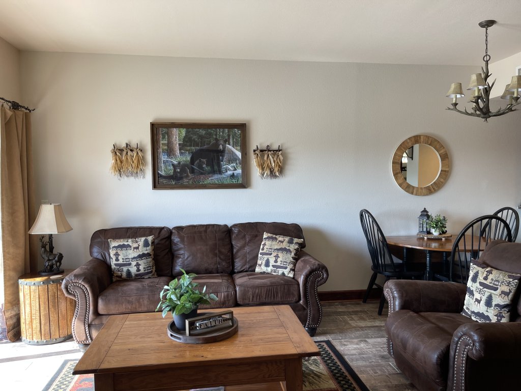 Bearadise Dreams Vacation Rental in Pigeon Forge - RedAwning
