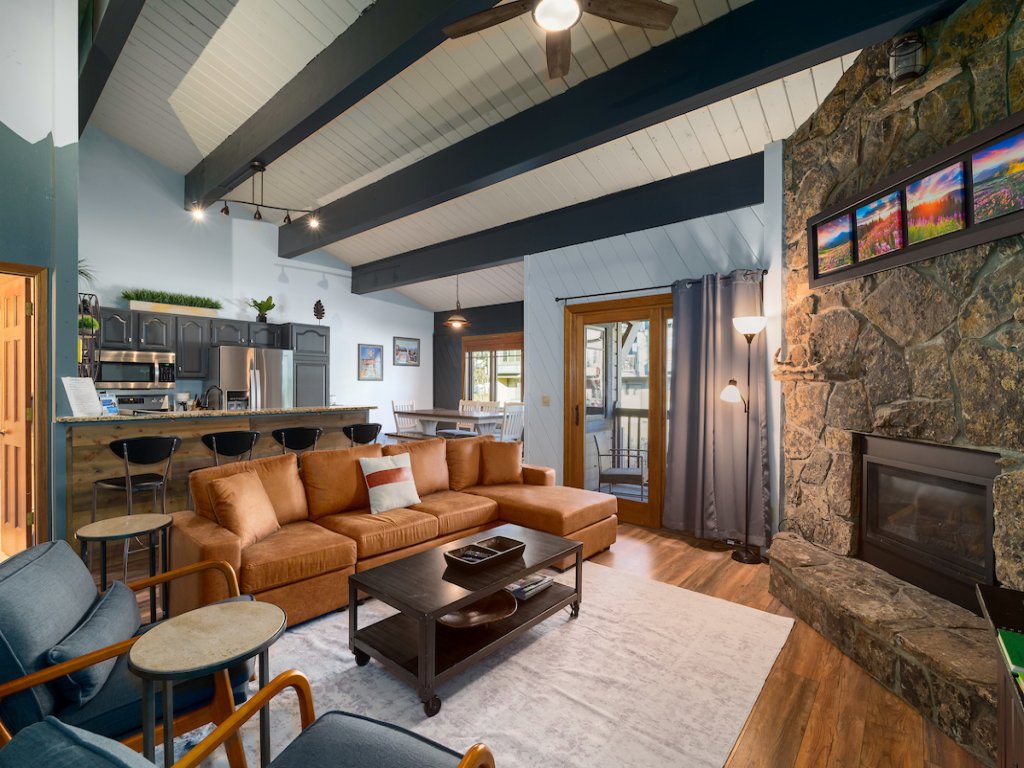 Phoenix 208 Vacation Rental in Steamboat Springs - RedAwning