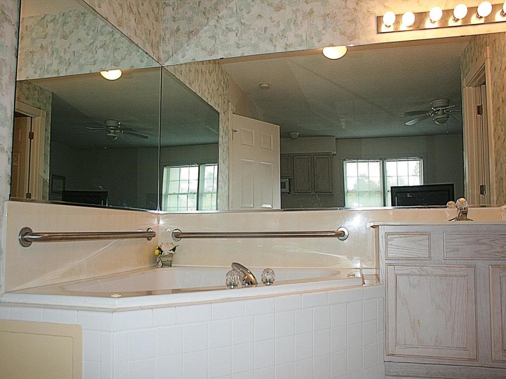 805 Vacation Rental in Calabash - RedAwning