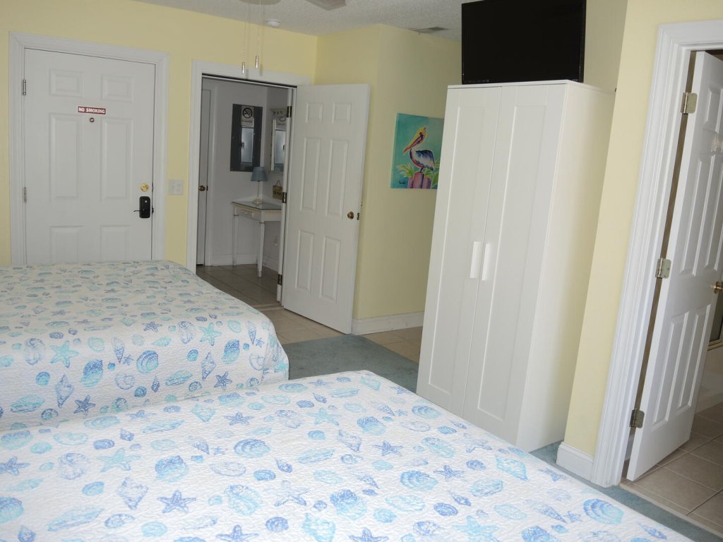 Beautiful Ground Floor Golf Resort Villa 1503 Steps from the Pool Vacation Rental in Calabash - RedAwning