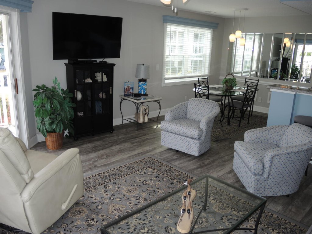308M Vacation Rental in Calabash - RedAwning