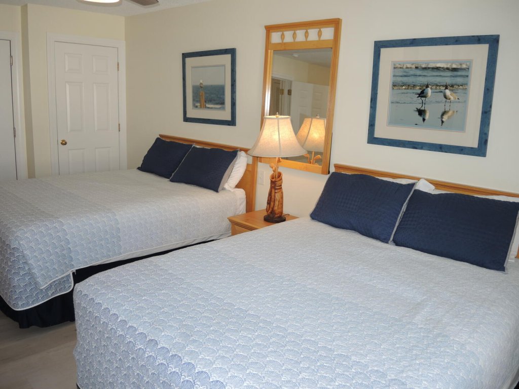 Brunswick Plantation Golf Resort Villa 1607 Close to Beach in Calabash Vacation Rental in Calabash - RedAwning