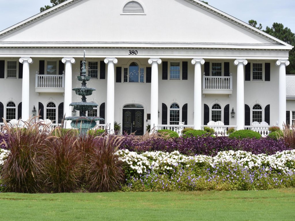 Studio Style Home 308L features Golf and Shop Vacation Rental in Calabash - RedAwning