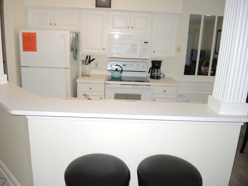 Golf Course View Brunswick Plantation Condo 1607M Vacation Rental in Calabash - RedAwning