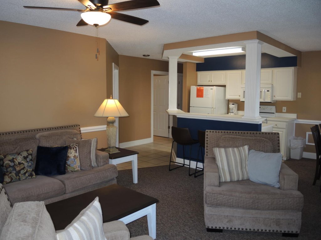 Lake View Golf Resort Villa 1301 Close to Beach in Calabash Vacation Rental in Calabash - RedAwning