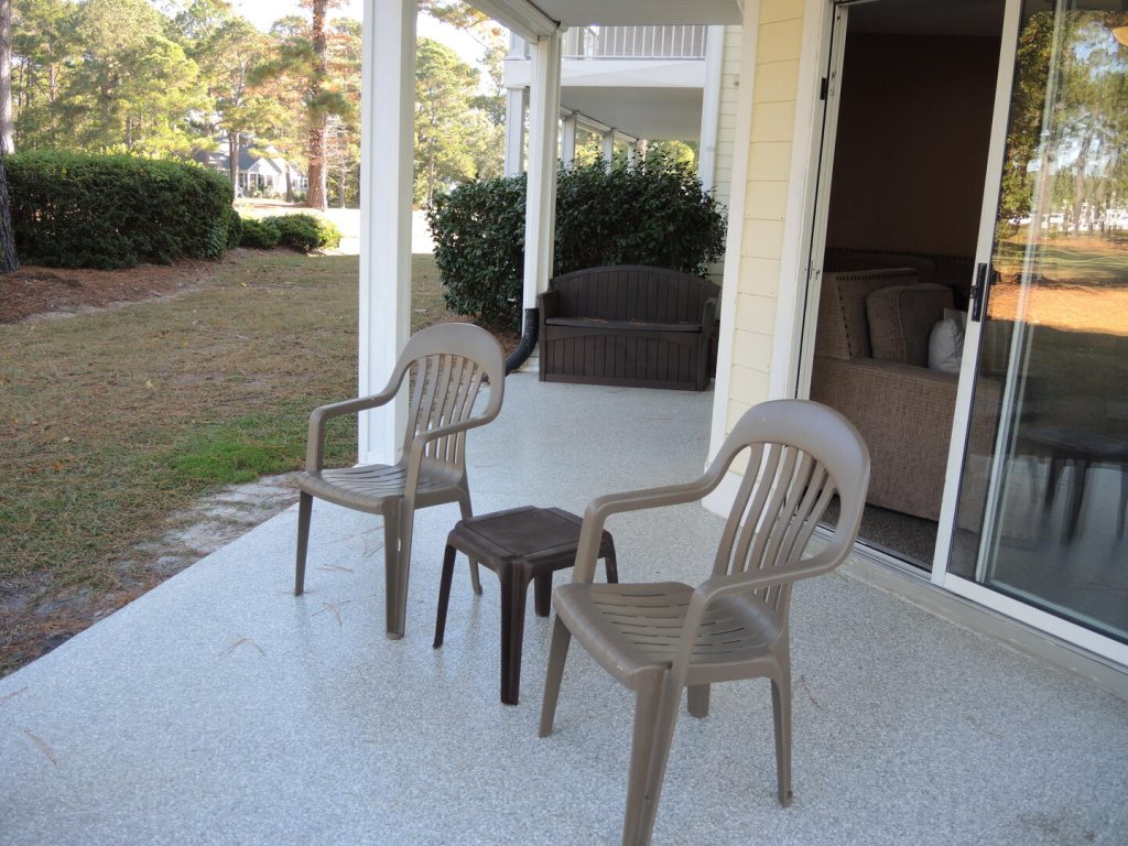 Lake View Golf Resort Villa 1301 Close to Beach in Calabash Vacation Rental in Calabash - RedAwning