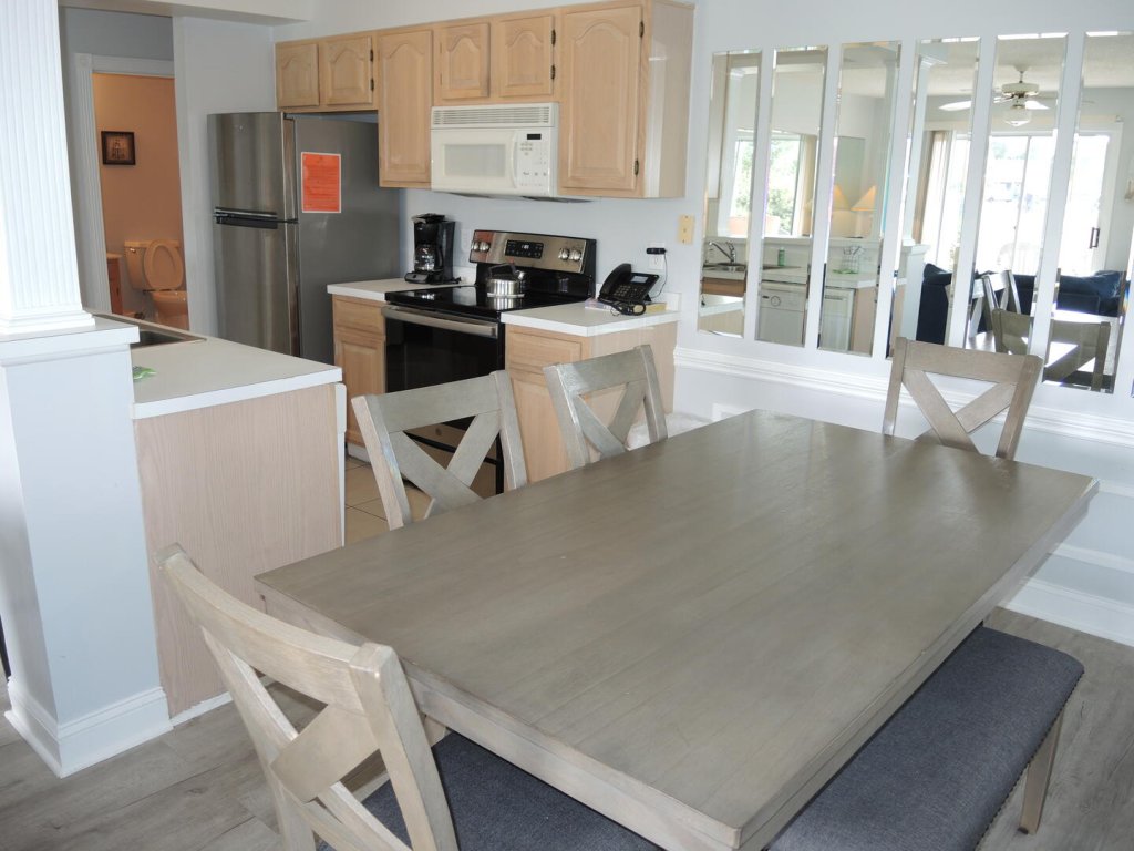 101 Vacation Rental in Calabash - RedAwning