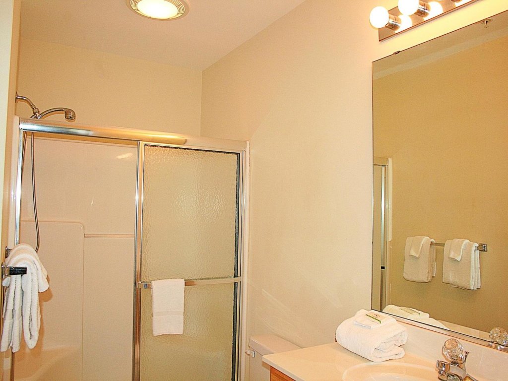 2402M Vacation Rental in Calabash - RedAwning